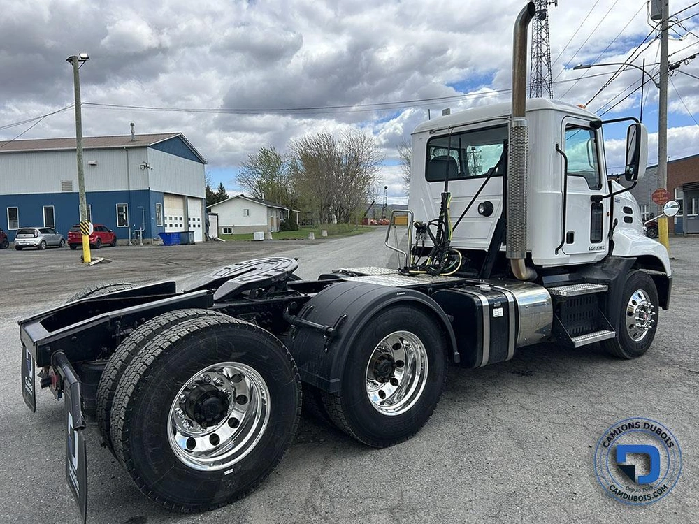 Mack Cxu613 2014 alt