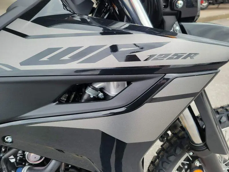 2026 Yamaha WR 125R thumbnail 14