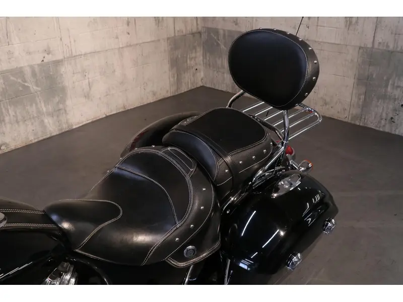 2014 Indian Motorcycle CHIEFTAIN 111 thumbnail 5
