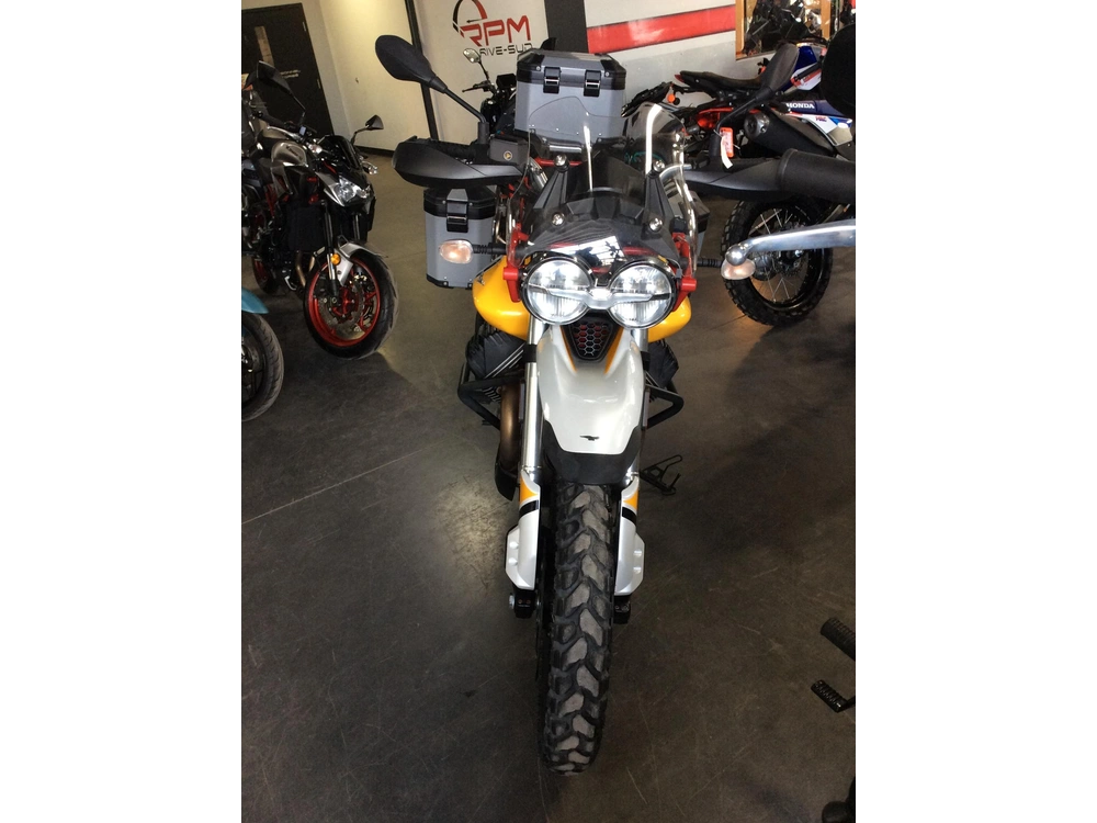 2020 Moto Guzzi V85tt Adventure alt