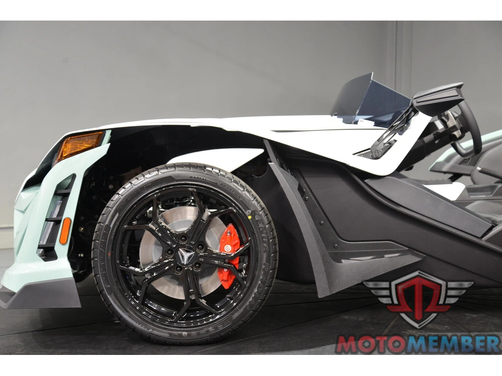 2026 Slingshot R Autodrive alt