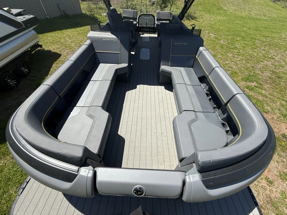 2025 Manitou Explore 24 Stealth alt