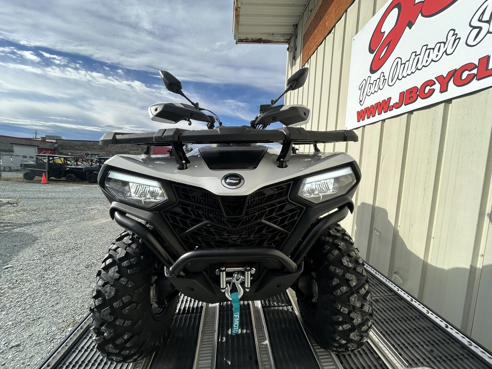 2026 Cfmoto Cforce 500 White alt