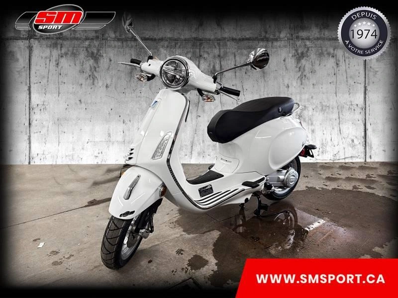 2026 Vespa Primavera 50 alt