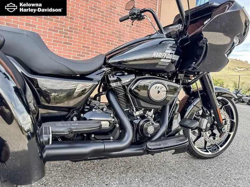 2026 Harley-Davidson FLTRT - Road Glide® 3 thumbnail 17