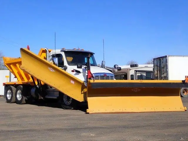 2024 Peterbilt 548