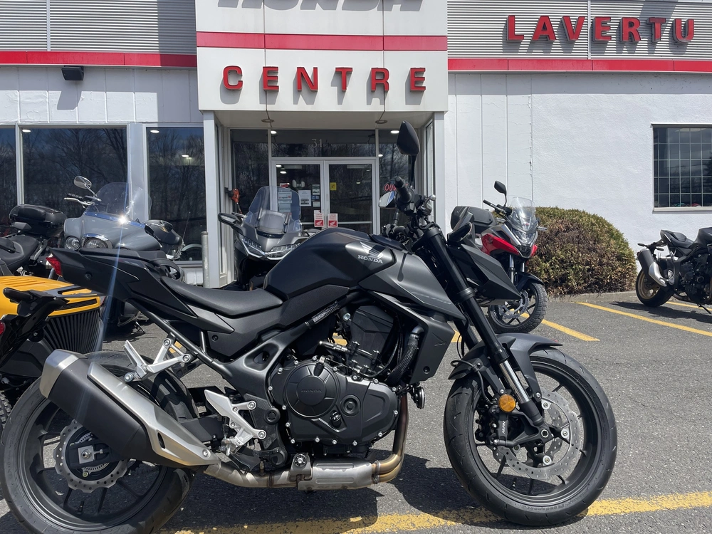 Honda Cb 750 Hornet 2025 alt