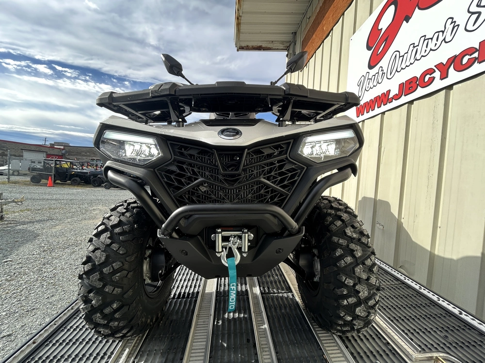2026 Cfmoto Cforce 500 White alt