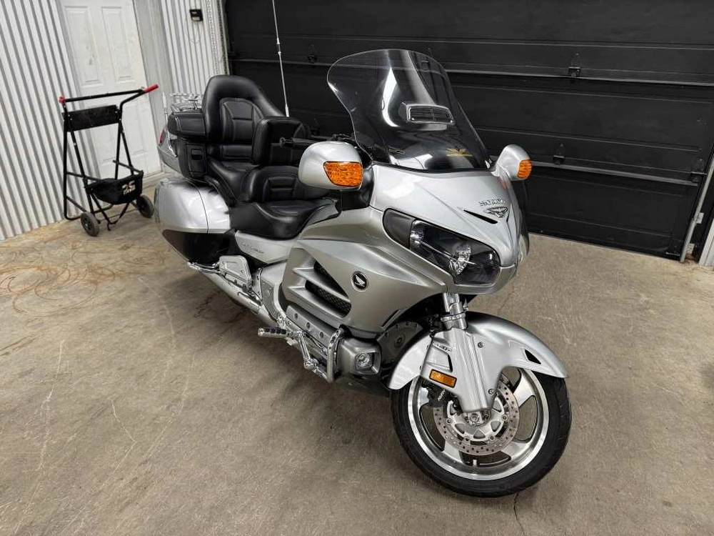 Honda Goldwing Tour 2015 alt