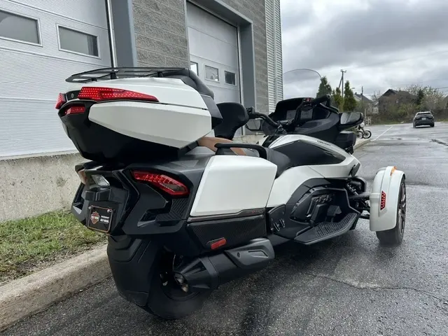 Can-Am SpyderSEA to SKY 2024
