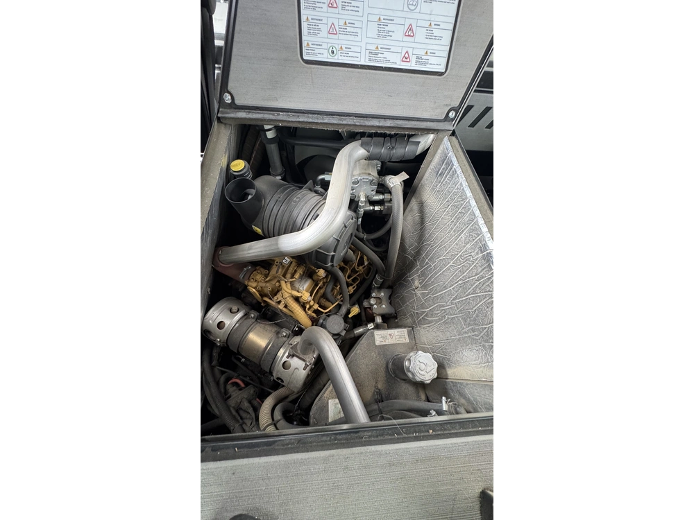 2021 Fat Truck 2.8c alt