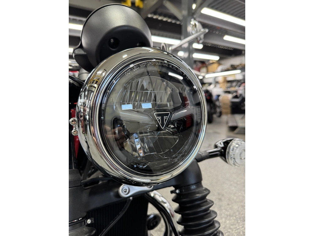 2026 Triumph Bonneville Speedmast alt