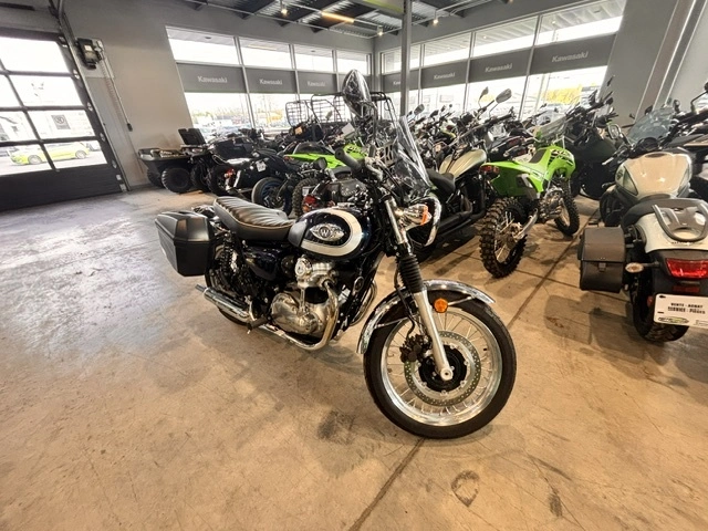 Kawasaki W800 W 800 Retro Classique W800 Impeccable 2021 alt