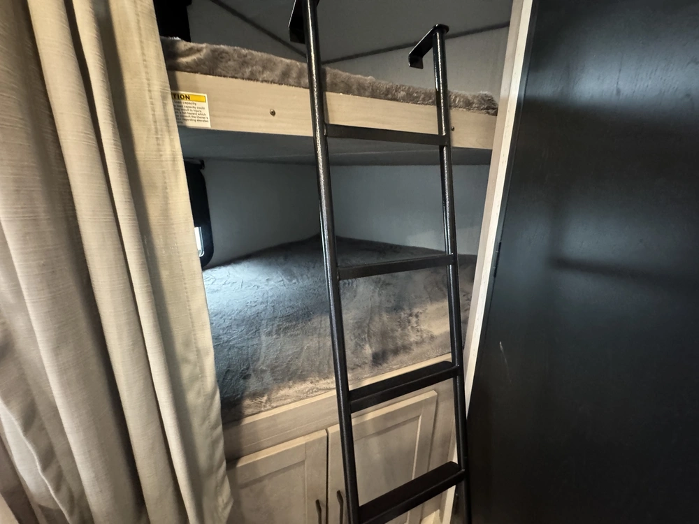 Dutchmen Kodiak 227bh 2022 alt