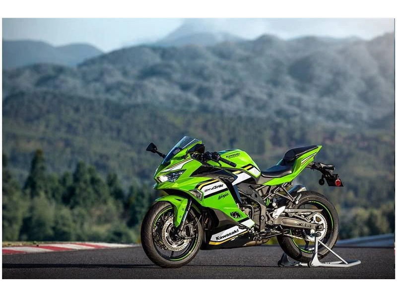 2025 Kawasaki Ninja Zx-4rr Krt Edition alt