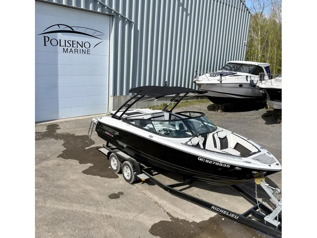 Monterey Boats 238SS 2025