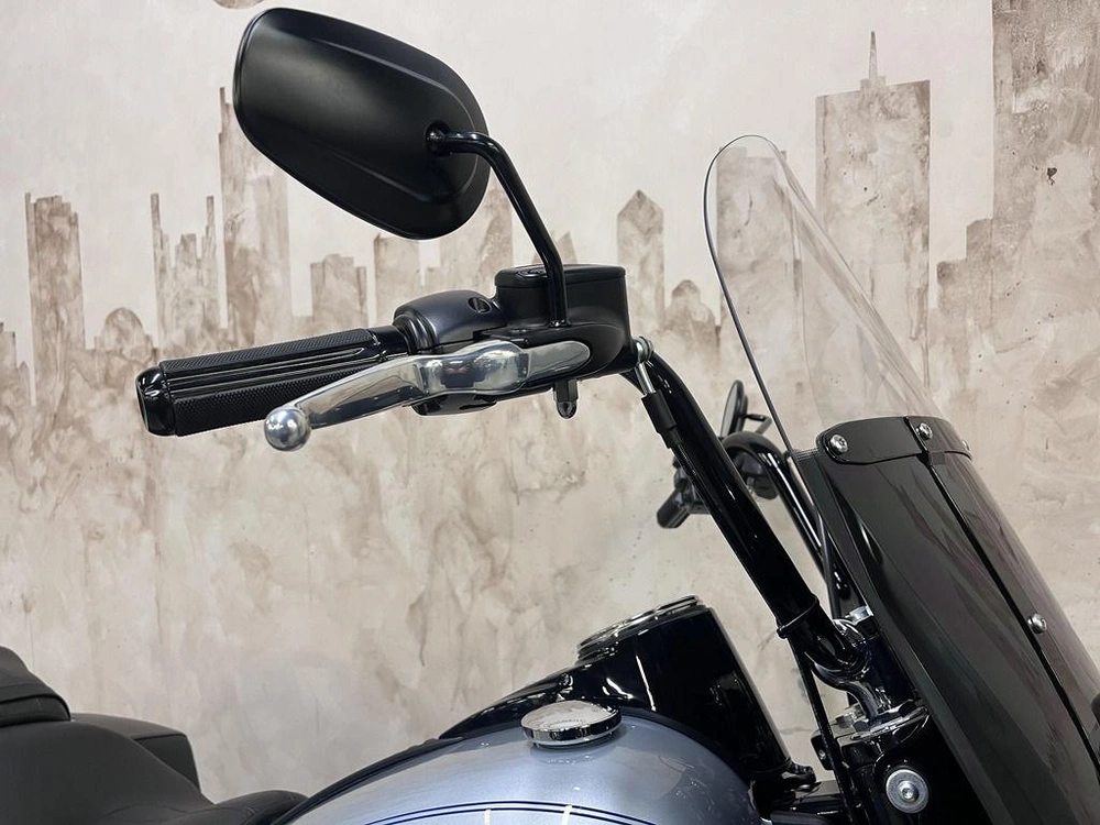 2024 Harley-davidson Flhcs Heritage Classic 114 alt