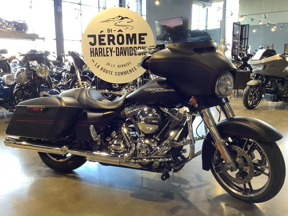 Harley-davidson Street Glide Flhxs 2016 alt