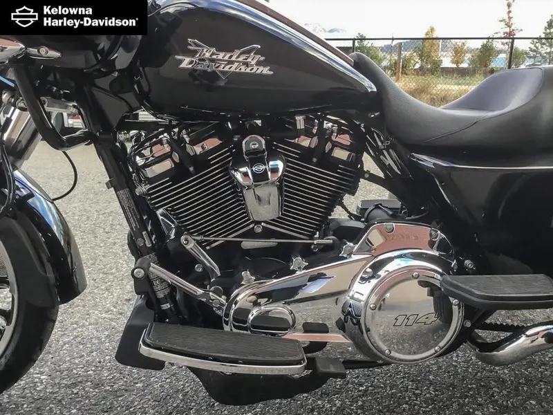 2025 Harley-Davidson FLTRT - Road Glide® 3 thumbnail 24