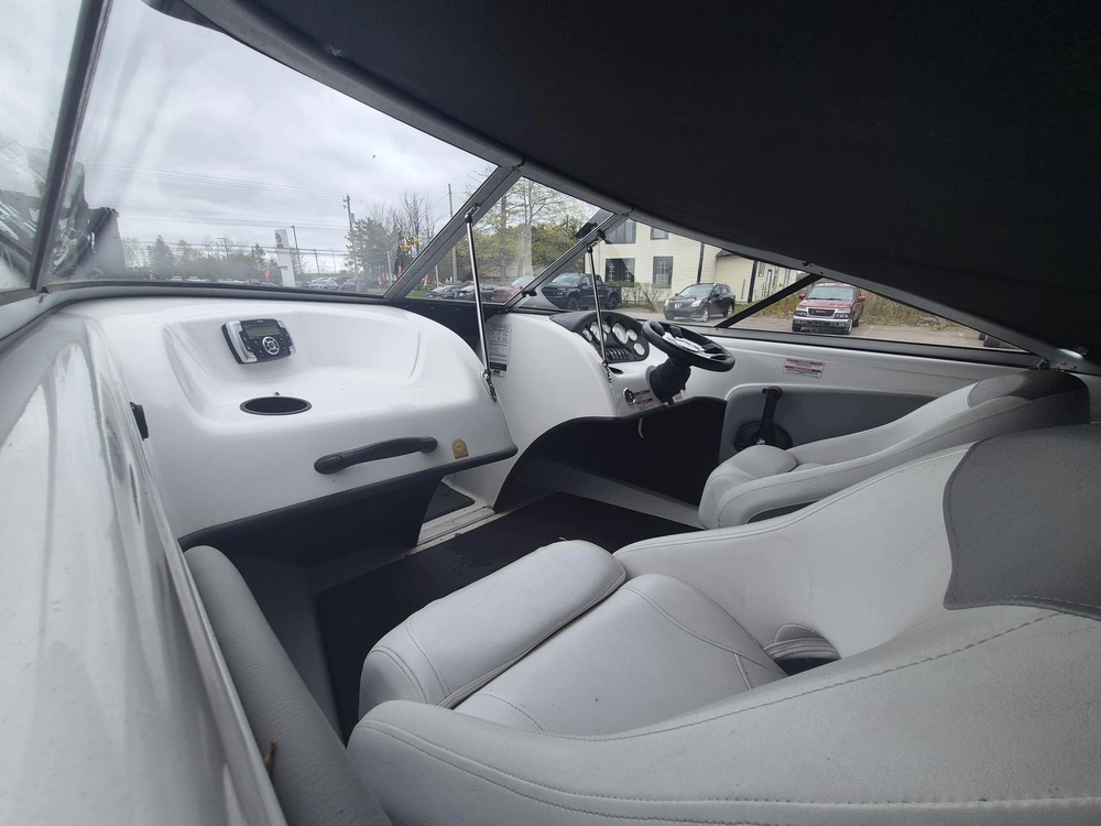 2015 Reinell Boats Reinell 185 alt