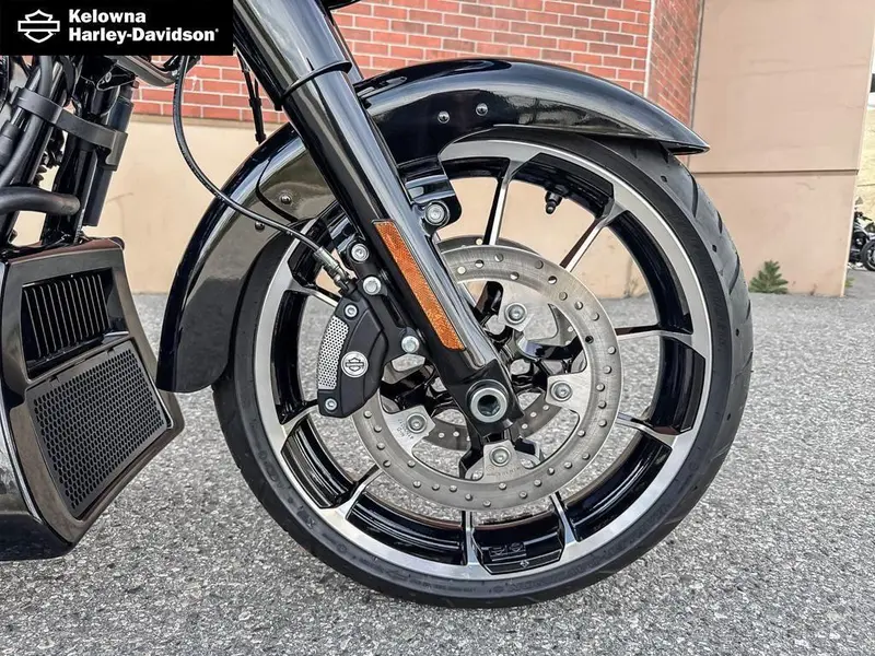 2026 Harley-Davidson FLTRT - Road Glide® 3 thumbnail 8