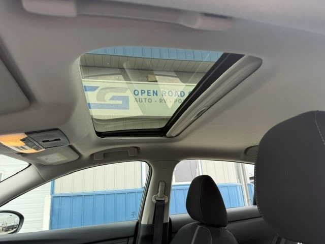 2024 Nissan Sentra Sv alt