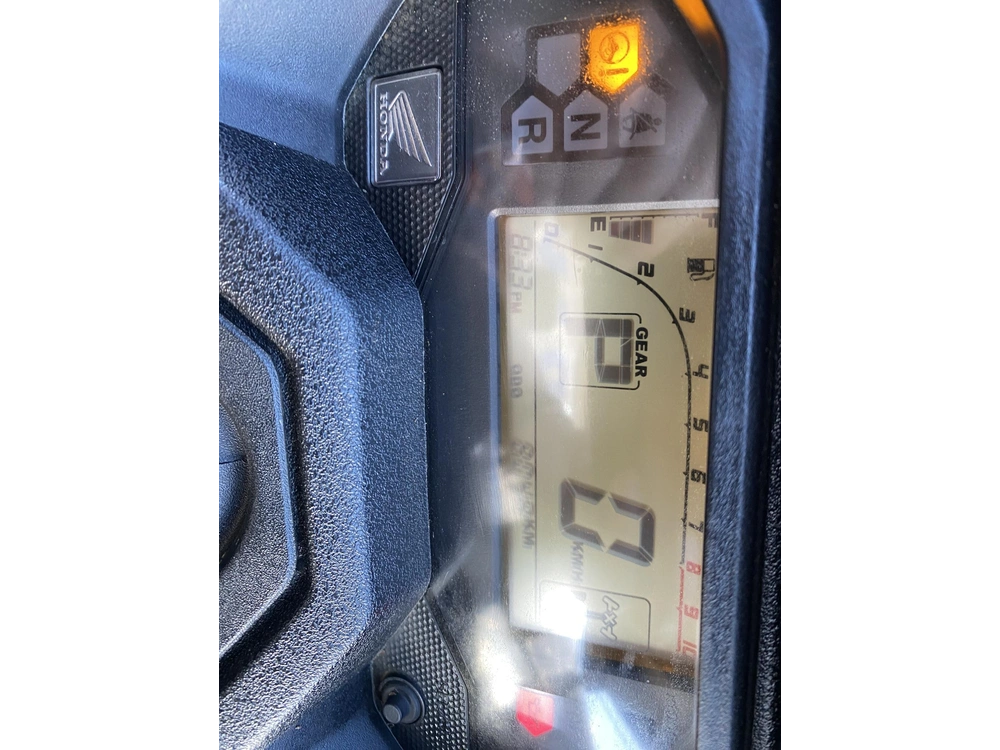 Honda Pioneer 1000-3 2021 alt