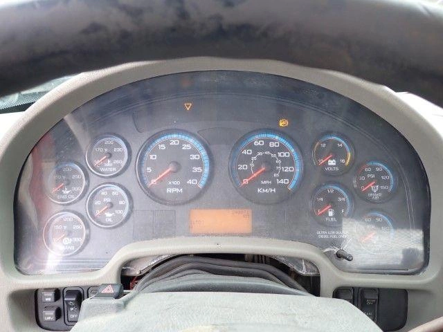 International 7600 2010
