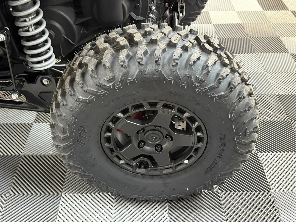 2026 Cfmoto Zforce Z10 alt