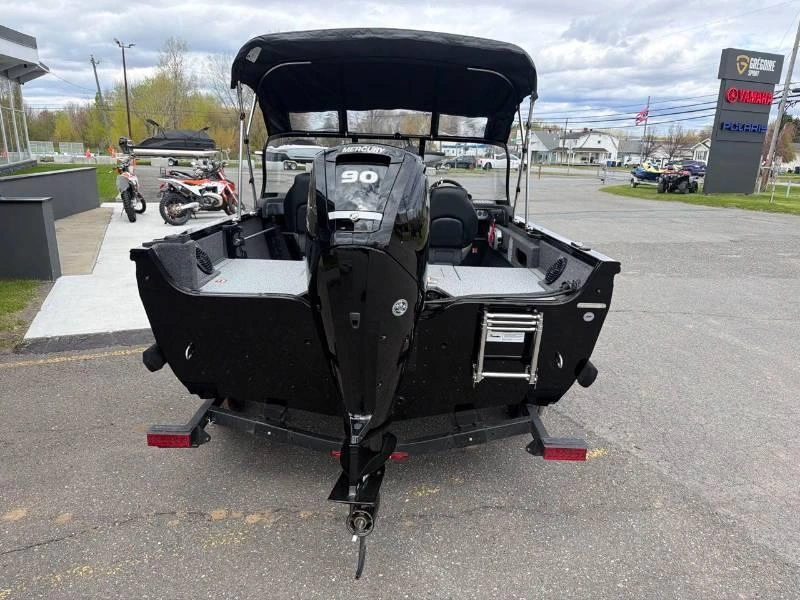 Crestliner 1650 Hawk Wt Jumpseat 2026 alt
