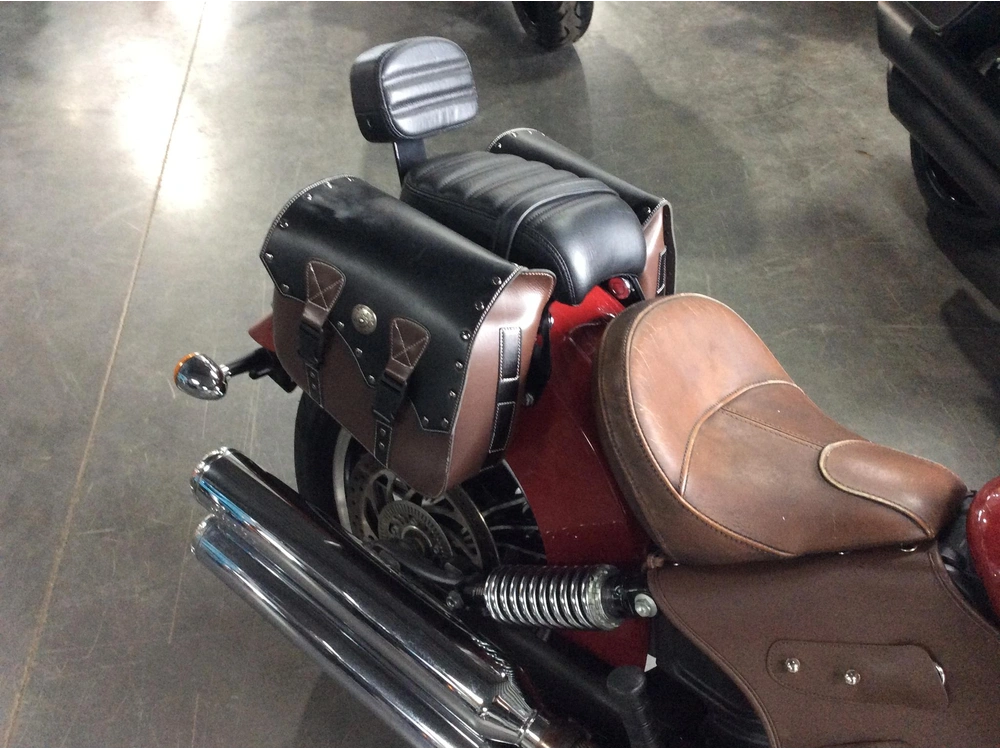2016 Indian Motorcycle Scout Bobber Tweety alt