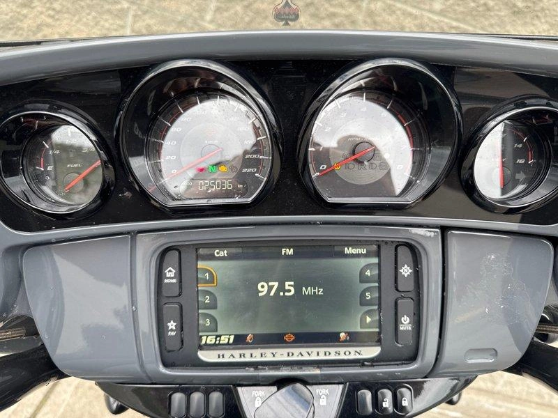 2018 Harley-davidson Flhxse - Cvo™ Street Glide® alt