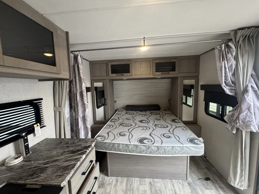 Dutchmen Kodiak 227bh 2022 alt