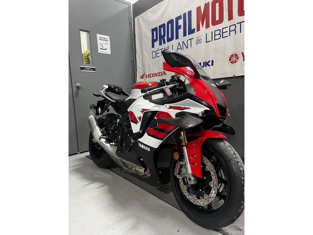 Yamaha Yzf-r1 R1 2026 alt