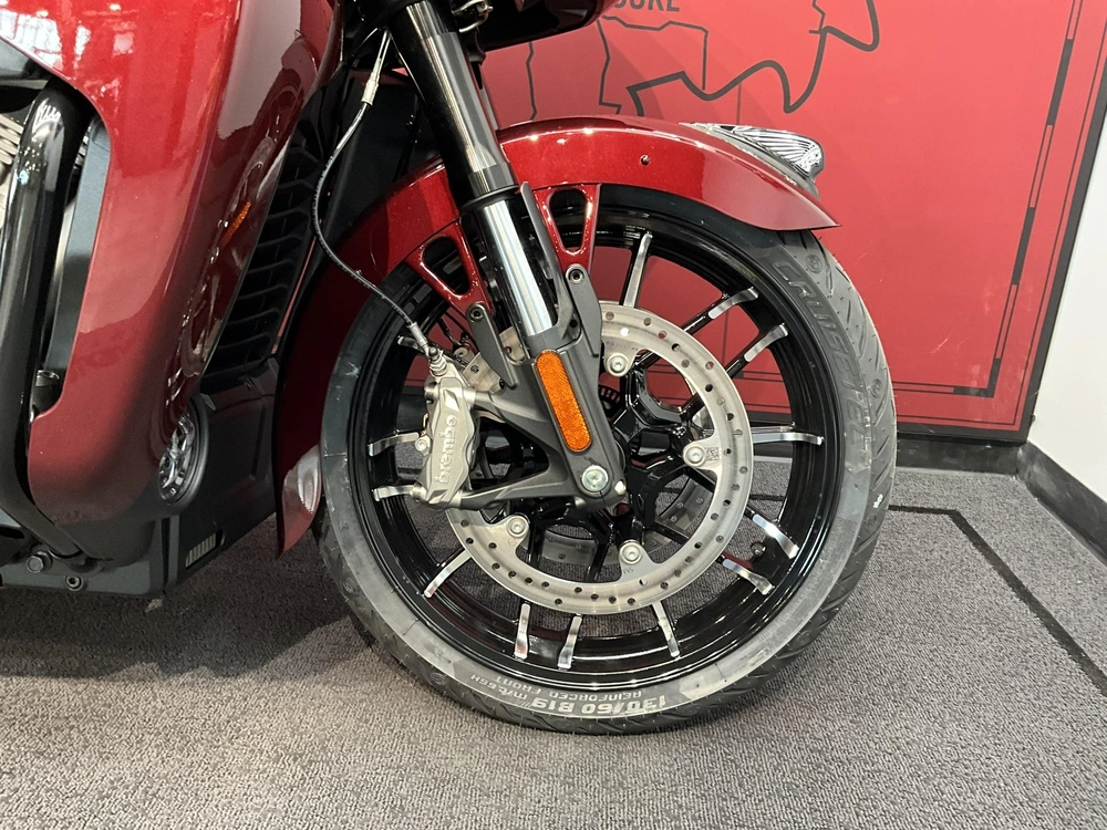 2026 Indian Motorcycle Pursuit Dark Horse + 112 Package alt