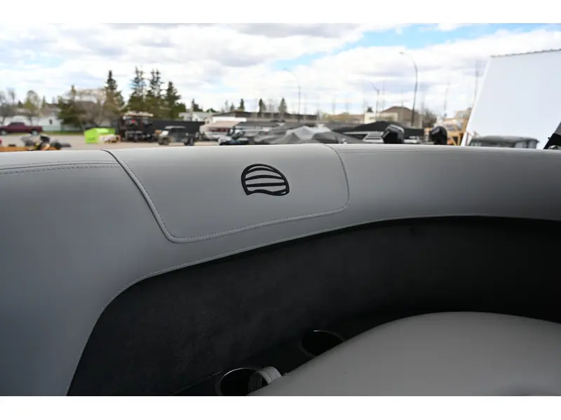 2026 Sun Tracker PARTY BARGE 16 DLX 50ELPT 4S thumbnail 16