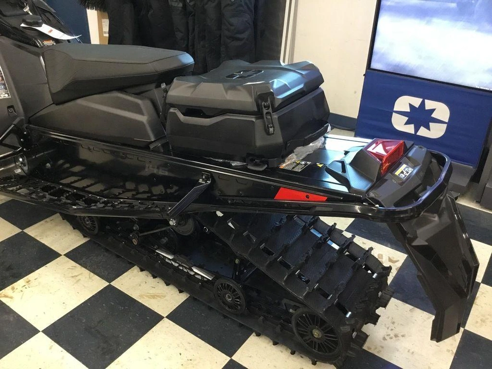 2025 Polaris Prostar S4 Indy Adventure 137 Storm Gray / Indy Red alt