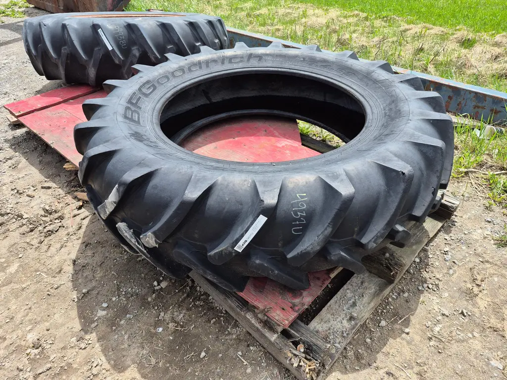  BFGoodrich 18.4-38 power gripper