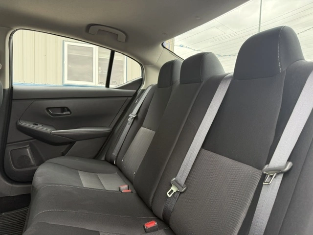 2024 Nissan Sentra Sv alt