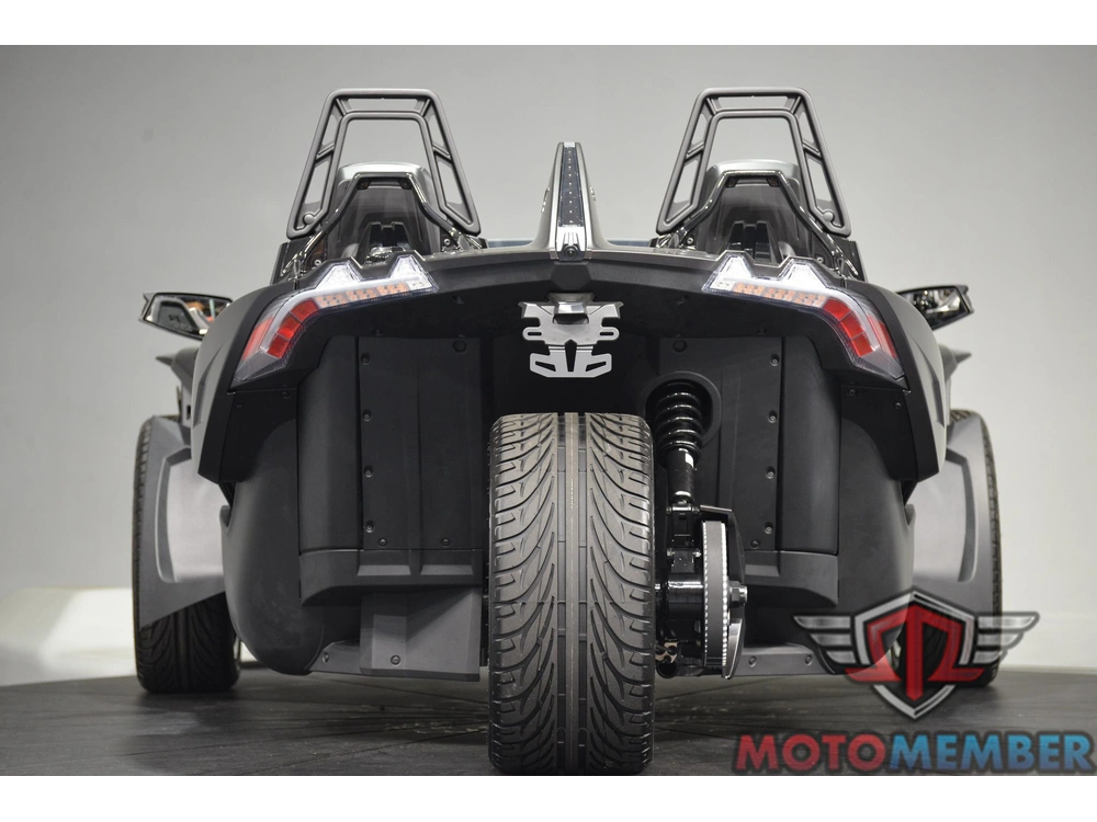 2026 Slingshot R Autodrive alt