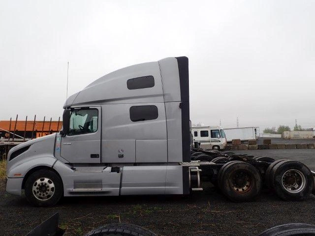 Volvo Vnl760 2019