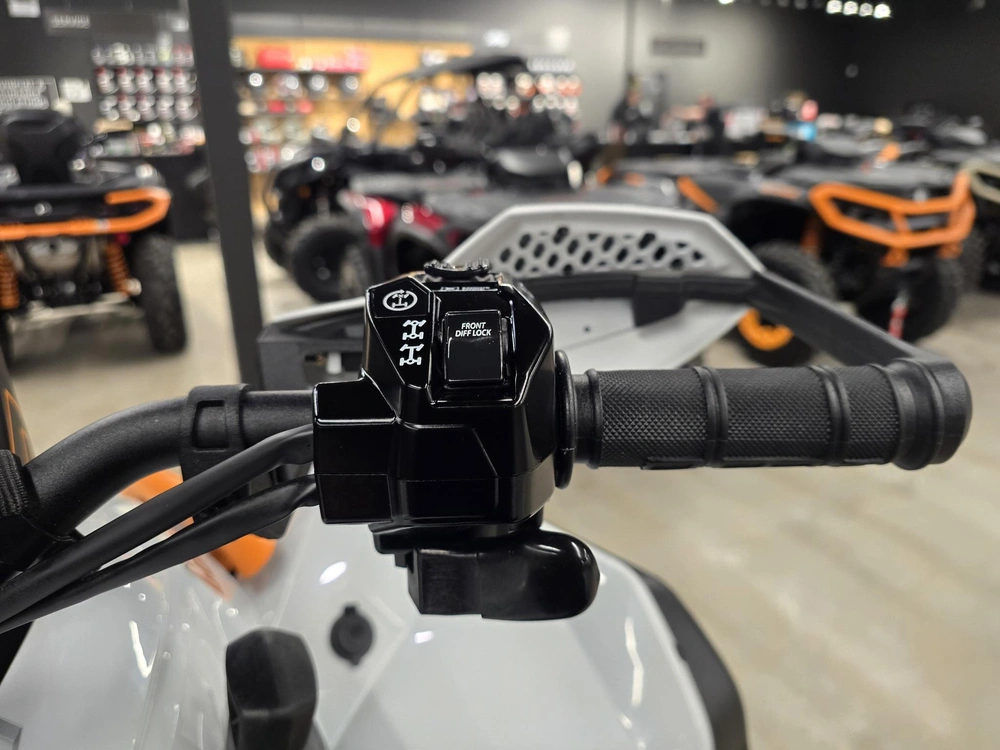 2026 Brp Renegade X Mr 650 alt