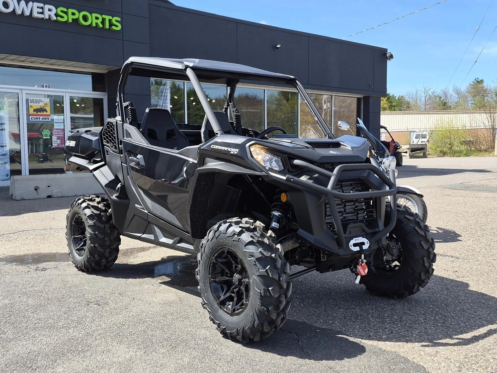 2026 Brp Commander Xt 700 (canada) alt