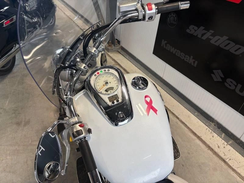 Suzuki Boulevard C50t Blanc 2022 alt