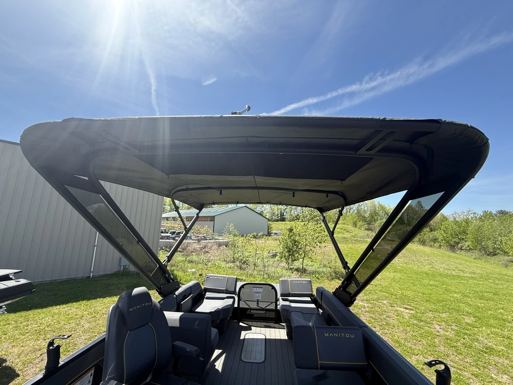 2025 Manitou Explore 24 Stealth alt