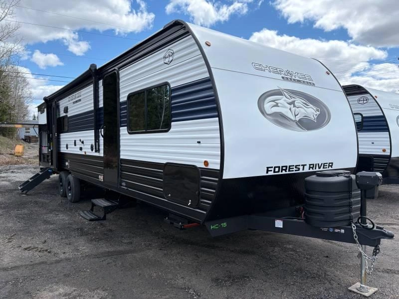 2026 Cherokee Grey Wolf 29 Te alt