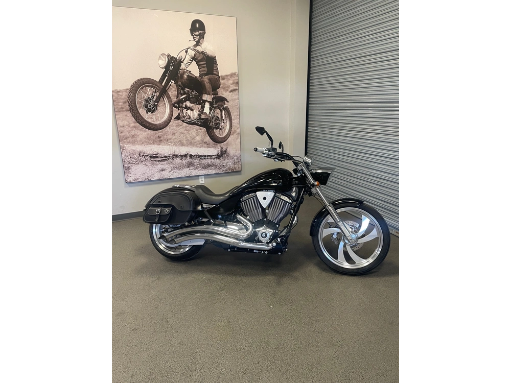 2008 Victory Motorcycles Jackpot alt