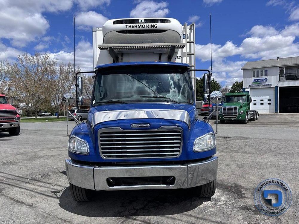 2018 Freightliner M2-106 alt