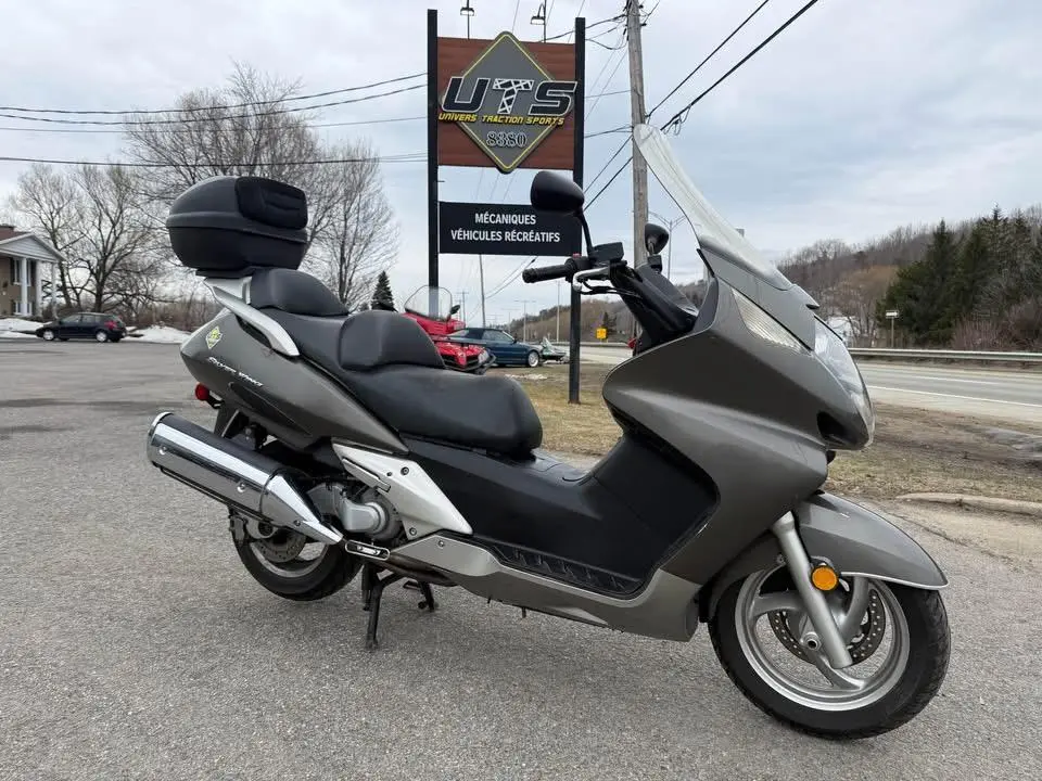 2005 Honda Silverwing FSC 600
