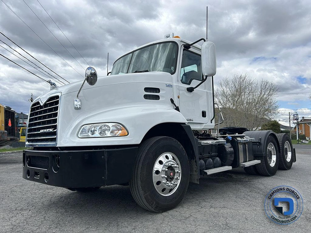 Mack Cxu613 2014 alt
